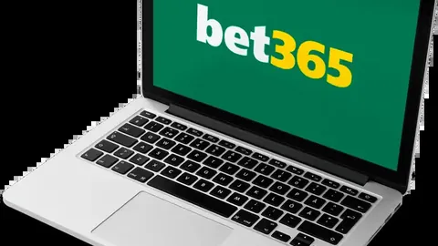 “新春长三角文旅盛典：文化美食冰雪融合，激情升温共享佳节”