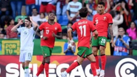 半场战平！利物浦遇桑德兰顽强抵抗，麦卡利斯特门框险中，索博神将屡现惊险救险